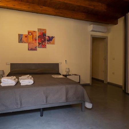 Via Cavour 19, Appartamento Del Conte イグレージアス エクステリア 写真