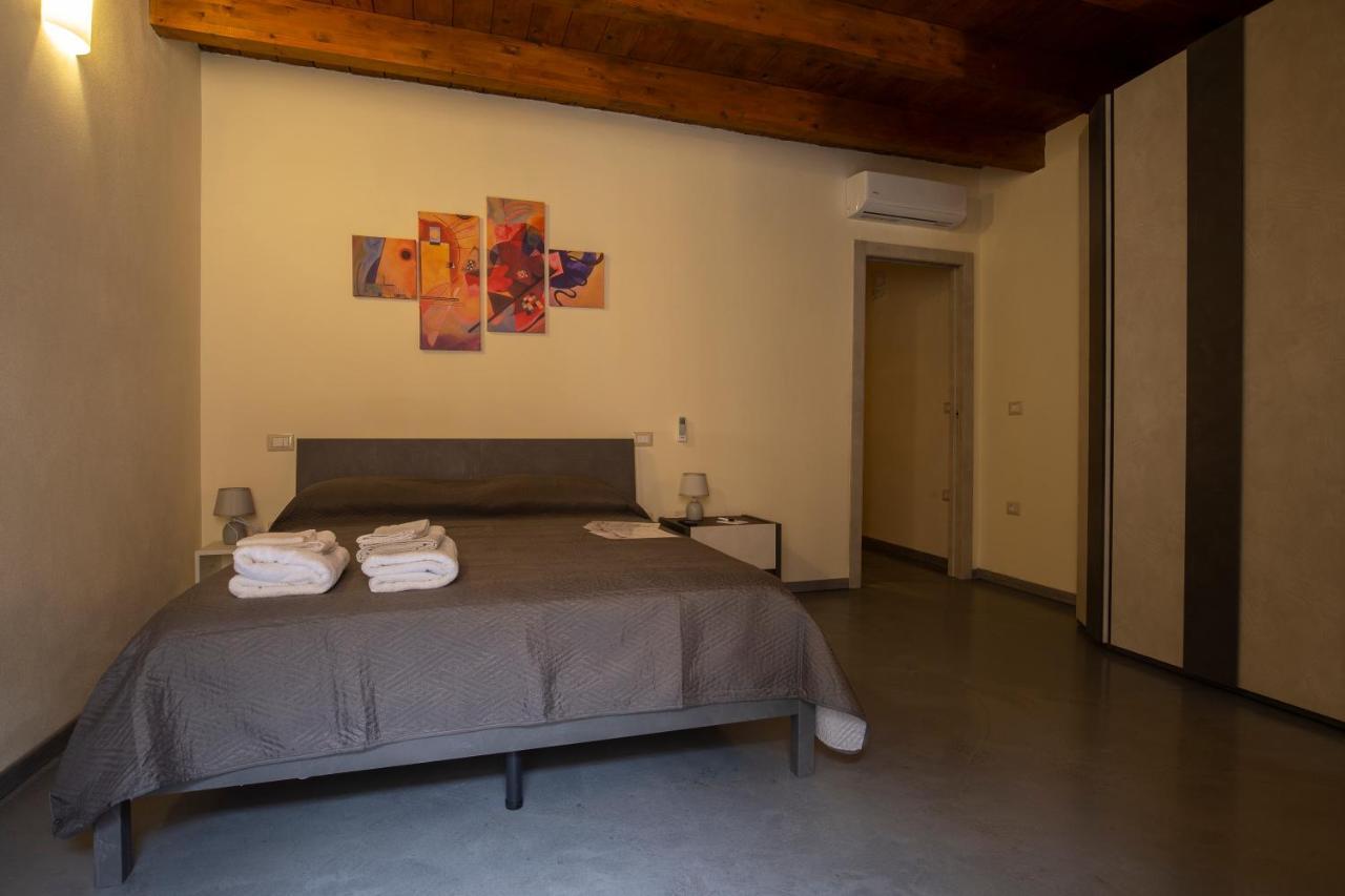 Via Cavour 19, Appartamento Del Conte イグレージアス エクステリア 写真